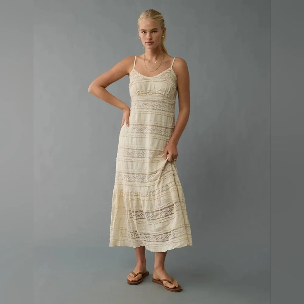 American Eagle Tiered Lace Midi Dress Graduation Maxi Off White Cream Ivory